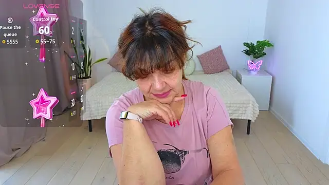 Snapshot of Nika_Light chatting on January 15, 2026, 11:26 am Nika Light online show from January 15, 2026, 11:26 am