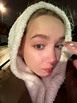 bambi lu online show from October 27, 2025, 6:01 pm