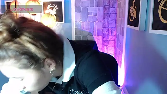 Fiorellaa delsd online show from September 15, 2025, 3:12 pm