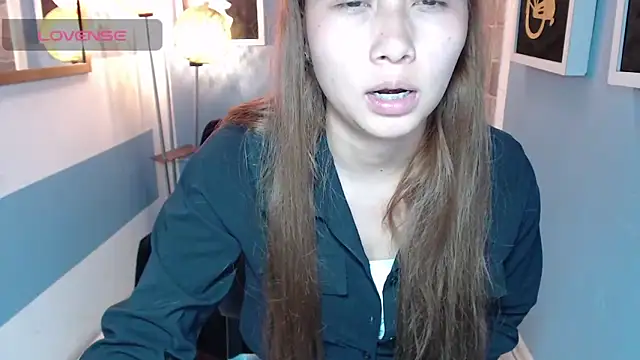 Fiorellaa delsd online show from September 19, 2025, 2:51 pm