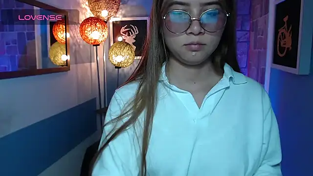 Fiorellaa delsd online show from September 23, 2025, 3:04 pm