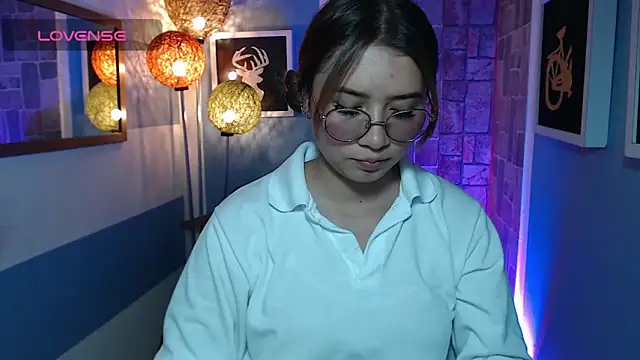 Fiorellaa delsd online show from September 24, 2025, 3:15 pm