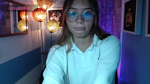 Fiorellaa delsd online show from October 3, 2025, 3:09 pm