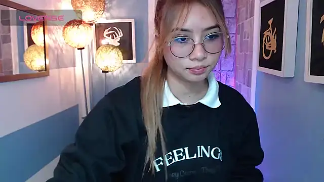 Fiorellaa delsd online show from October 7, 2025, 3:20 pm