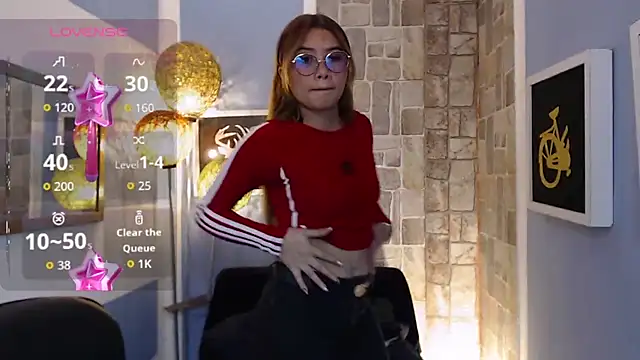 Fiorellaa delsd online show from October 23, 2025, 3:22 pm