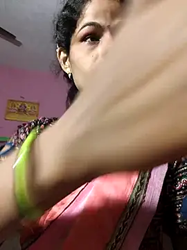 Eshna Dabral online show from September 16, 2025, 12:44 am