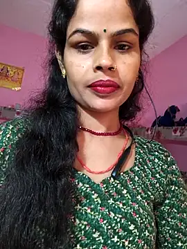 Eshna Dabral online show from November 6, 2025, 2:34 am