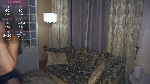 EdytBanns online show from September 9, 2025, 5:12 pm