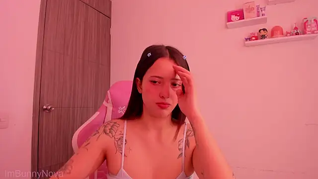 Snapshot of ImBunnyNova chatting on July 30, 2026, 4:06 pm ImBunnyNova online show from July 30, 2026, 4:06 pm