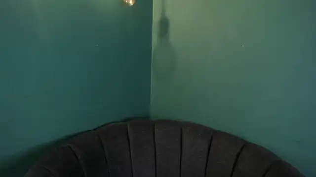 Elaine87  online show from October 18, 2025, 8:53 pm