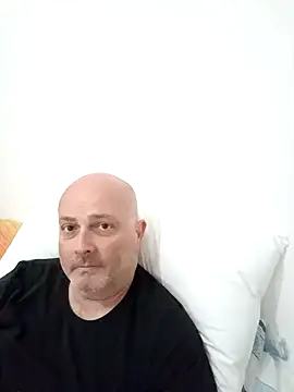 Alexis Bull online show from April 23, 2026, 1:13 pm