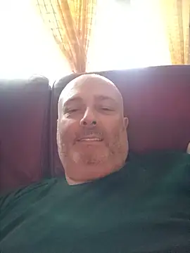 Snapshot of Alexis_Bull chatting on June 14, 2026, 2:41 pm Alexis Bull online show from June 14, 2026, 2:41 pm