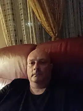 Snapshot of Alexis_Bull chatting on June 16, 2026, 10:34 pm Alexis Bull online show from June 16, 2026, 10:34 pm