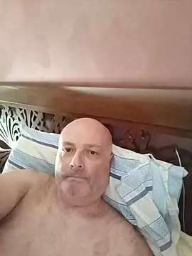 Snapshot of Alexis_Bull chatting on July 8, 2026, 1:59 pm Alexis Bull online show from July 8, 2026, 1:59 pm