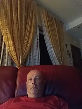 Snapshot of Alexis_Bull chatting on July 27, 2026, 10:50 pm Alexis Bull online show from July 27, 2026, 10:50 pm