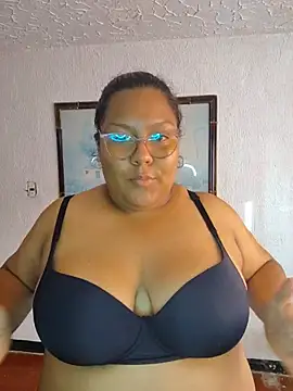Snapshot of sheila_ro chatting on July 27, 2026, 9:44 pm sheila ro online show from July 27, 2026, 9:44 pm