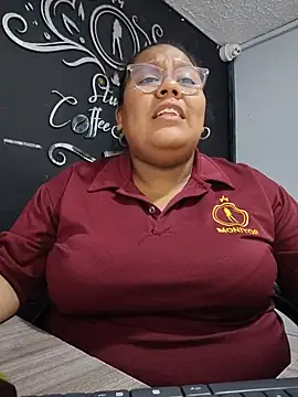 Snapshot of sheila_ro chatting on July 31, 2026, 5:23 pm sheila ro online show from July 31, 2026, 5:23 pm
