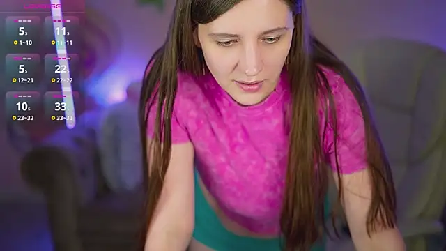 ValeryMurr online show from December 17, 2025, 7:53 pm