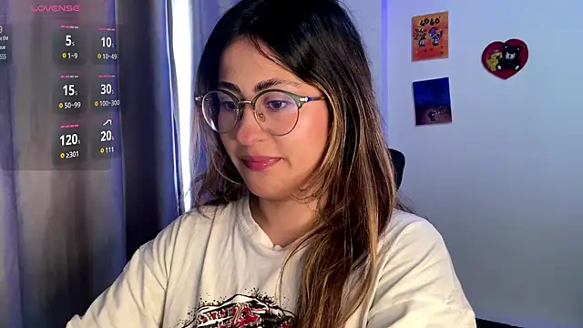 emma  bell  online show from September 13, 2025, 12:49 pm