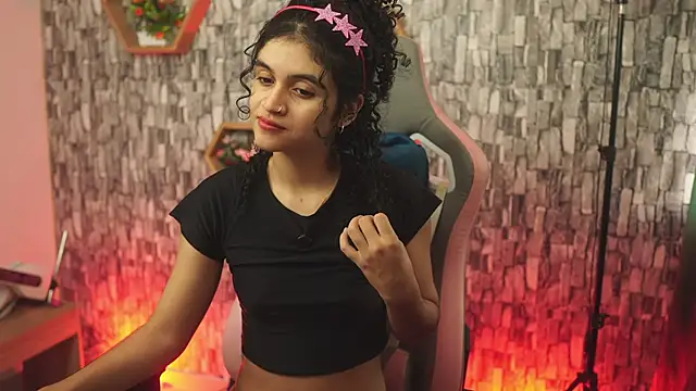 bonniie 98  online show from April 18, 2026, 5:06 pm