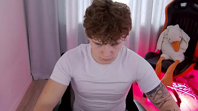 DanyDavis online show from April 17, 2026, 11:24 am