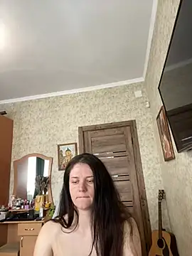 Snapshot of MariannaSida chatting on April 23, 2026, 11:42 am MariannaSida online show from April 23, 2026, 11:42 am