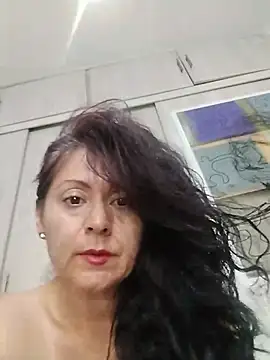 lunadicty online show from May 15, 2026, 11:23 pm