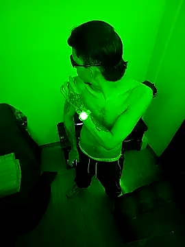 Chris  Jones online show from October 14, 2025, 11:38 pm