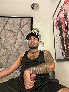 PapiStan online show from November 7, 2025, 9:37 pm