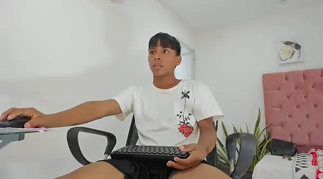 videmasterx online show from March 20, 2025, 4:31 pm