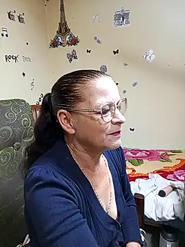 katrina perez online show from September 12, 2025, 9:59 pm