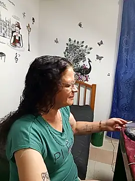 katrina perez online show from February 26, 2026, 10:42 pm