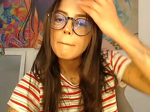 Sweetcandy18 Little online show from October 15, 2025, 9:59 pm