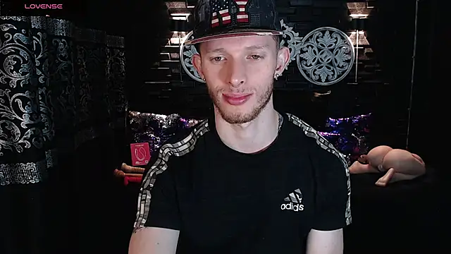 andrewxbi online show from October 4, 2025, 12:03 pm