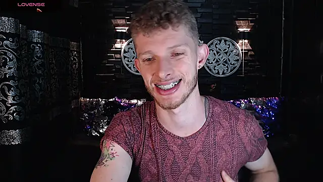 andrewxbi online show from October 10, 2025, 11:20 am