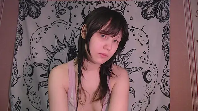 Thighswithspikes online show from February 18, 2026, 7:26 am