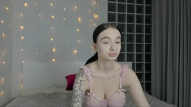 Chatty Alice online show from October 31, 2025, 11:50 pm