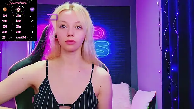 AlessiaCroft online show from March 15, 2026, 3:45 am