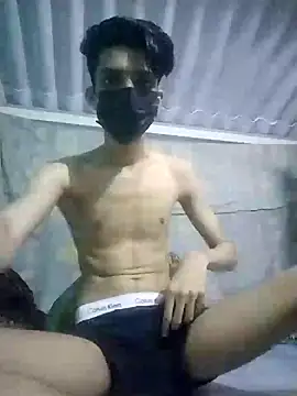 HannanKhan25 online show from September 18, 2025, 2:08 pm