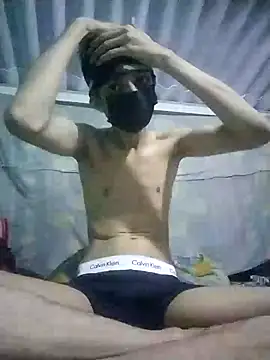 HannanKhan25 online show from October 2, 2025, 7:21 pm