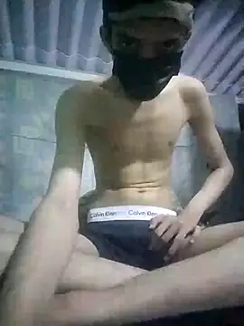 HannanKhan25 online show from October 26, 2025, 1:39 pm