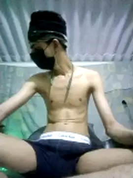 HannanKhan25 online show from March 8, 2026, 7:50 pm