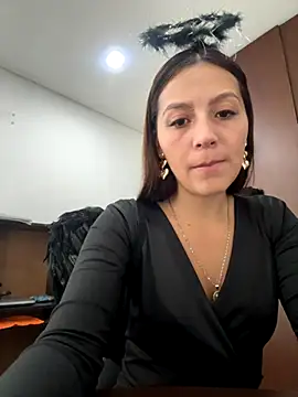 MELODY  06 online show from October 31, 2025, 1:12 pm