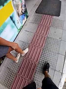 fuck couple69 online show from February 18, 2026, 9:22 pm