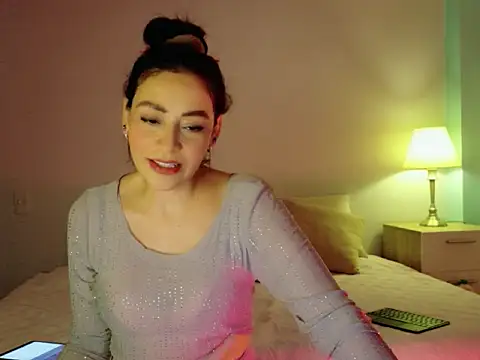 Alicia Montess online show from August 1, 2026, 3:17 am