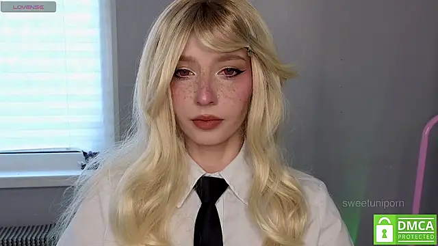 sweetuniporn online show from September 15, 2025, 9:31 am