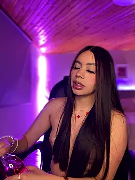 Cristina pinkk online show from January 13, 2026, 5:57 am