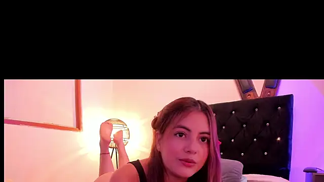 Snapshot of mialeia01 chatting on June 25, 2026, 9:30 pm mialeia01 online show from June 25, 2026, 9:30 pm