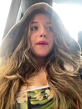 Snapshot of Baby__Otaku chatting on December 14, 2025, 8:02 pm Baby Otaku online show from December 14, 2025, 8:02 pm