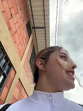 Baby  Otaku online show from April 18, 2026, 6:45 pm